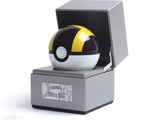 Ultra Ball in Vitrine