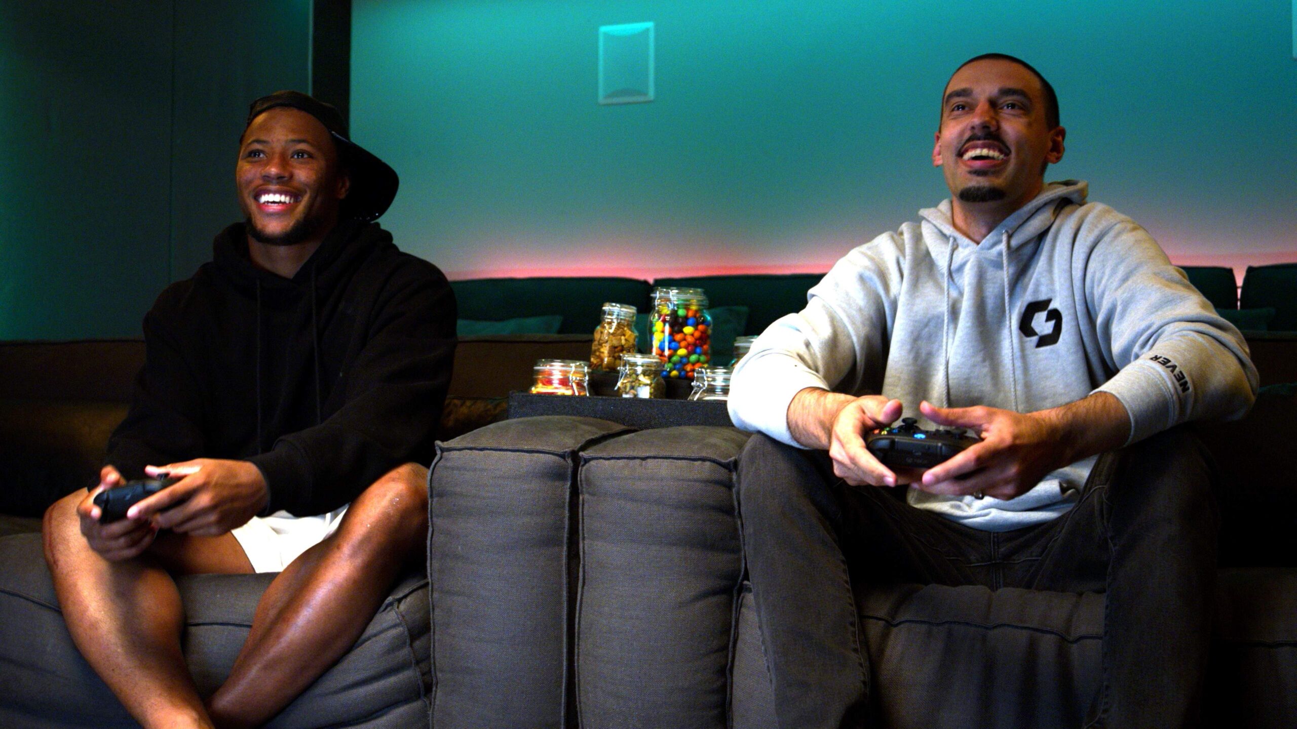 Video For Xbox Sessions: Saquon Barkley and GoodGameBro Go Head-to-Head in Madden NFL 22