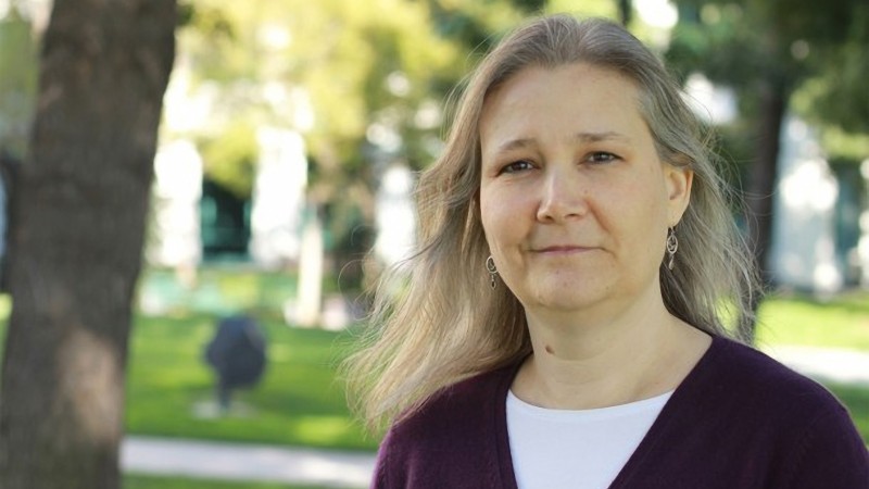 Amy Hennig arbeitet mit Skydance Media an einem erzählerischen Action-Adventure-Marvel-Spiel