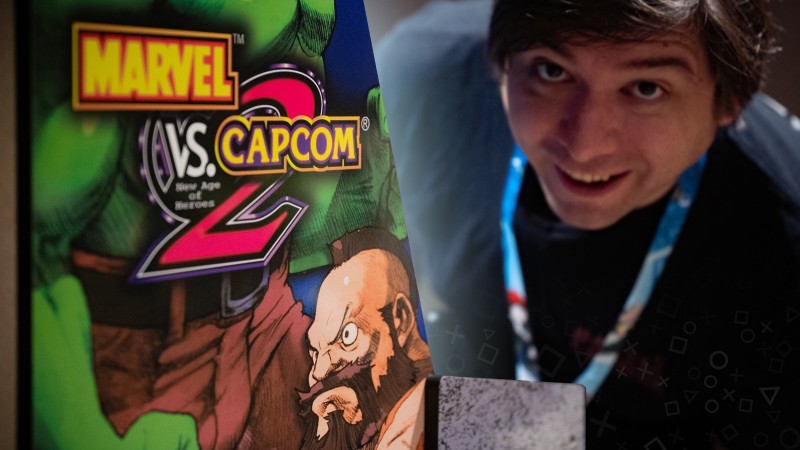 Wir haben The Marvel vs.  Capcom 2 Arcade1Up Cabinet auf der Evo 2022