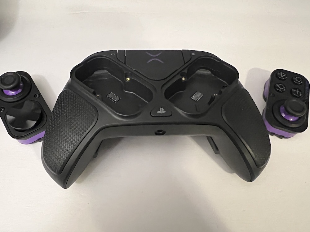 Sie können die mit dem Victrix Pro BFG gelieferten Module einfach austauschen