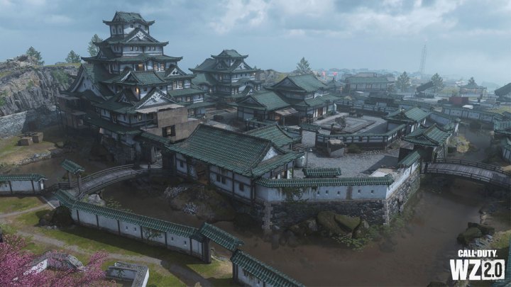 Schloss Tsuki auf der Insel Ashika in Warzone 2.0.