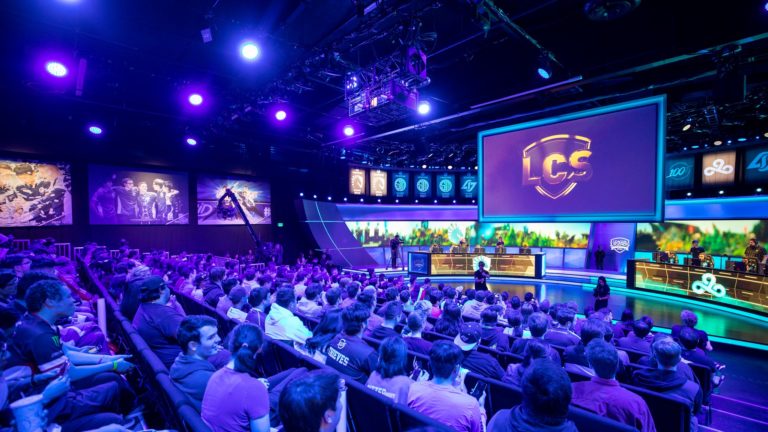 Top Twitch-Inhalte, Januar 2023: Esports geben League of Legends einen frühen Aufschwung