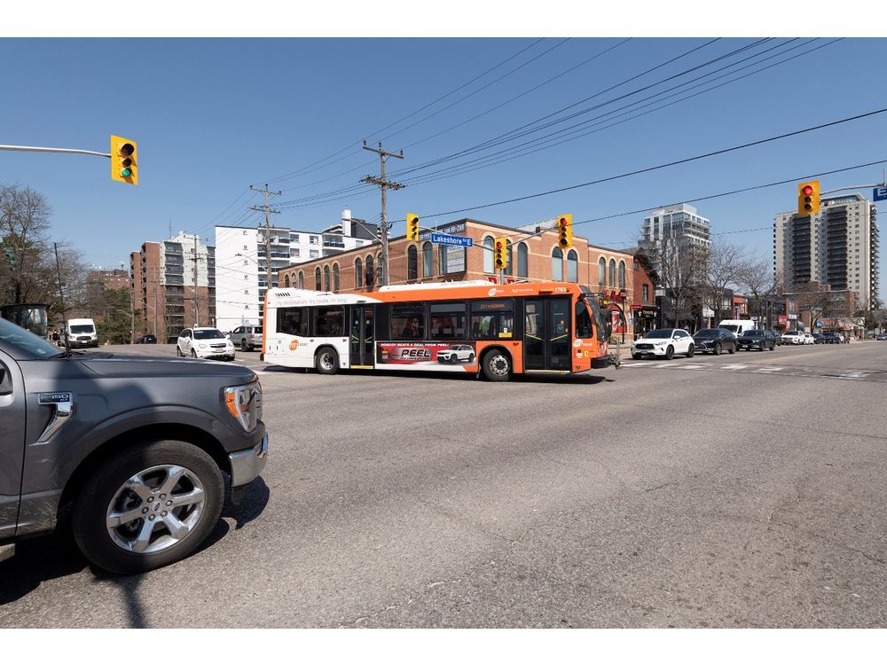 Buswerbung im GTA jetzt exklusiv für PATTISON Outdoor mit MiWay-Zusatz