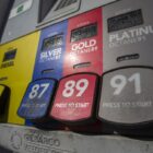 Gaspreise in der GTA: Experten warnen vor Rekordpreisen. Share via email