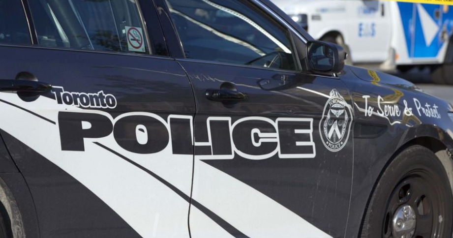 Drei Teenager sehen sich nach bewaffnetem Carjacking und Apothekenraub in GTA | über 50 Anklagen gegenüber  Verbrechen