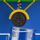 Marios Gesicht ist offiziell auf einem Keks mit Super Mario Bros. Oreos in limitierter Auflage zu sehen 