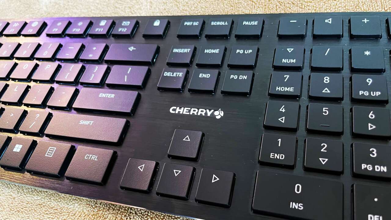 Ist eine flache mechanische Tastatur gut für Spiele?  Cherry KW X ULP-Rezension