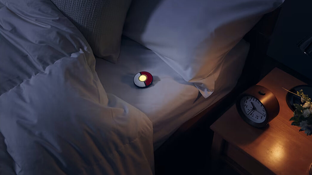 Das Pokemon GO Plus+-Gerät funktioniert sowohl mit Sleep als auch mit GO