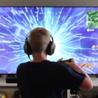 Fortnite führt Altersfreigaben für alle seine Inhalte ein, eine Maßnahme zur Spielersicherheit. Creo Gaming
