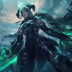 Ruined Shyvana towers over the battlefield with two bright green energy claws while wearing dark black armour in League of Legends.