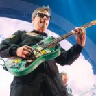 Weezer kehrt nach Fortnite zurück, um 30 Jahre „The Blue Album“ zu feiern. Creo Gaming