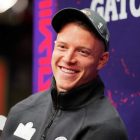 49ers: McCaffreys virales Training löst Call of Duty-Witze aus. 49ers News: Christian McCaffrey Viral Workout Sparks Call of Duty Jokes